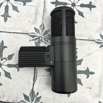 Warm Audio WA-8000 Large Diaphragm Tube Condenser Microphone image 3