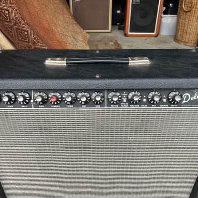 Fender Deluxe VM (Vintage Modified) Tube Amplifier image 2