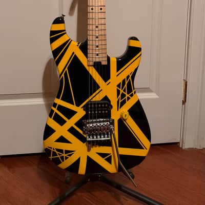 EVH Striped Series Electric Guitar 2013 - Present - Black/Yellow image 1