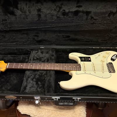 Fender American Vintage II '61 Stratocaster 2026 Olympic White image 1