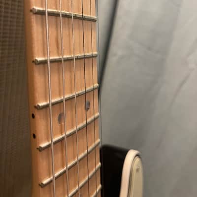 Fender American Deluxe Telecaster with Maple Fretboard 2004 - 2010 - 3-Color Sunburst image 7