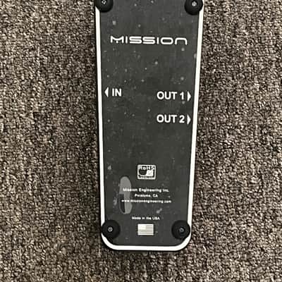 Fractal Audio AX8 with Mission Pedal & Bag image 6