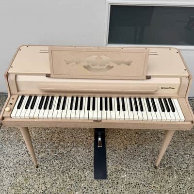 Vintage 1960 Wurlitzer model 120 Electric piano - Worldwide Shipping! image 3