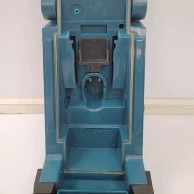 Makita BMR100 Work Radio image 8
