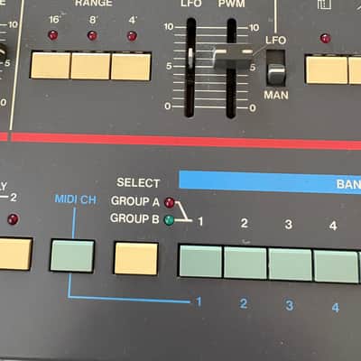 Roland Juno-106 61-Key Programmable Polyphonic Synthesizer 1984 image 4
