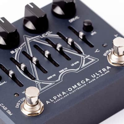 Darkglass Alpha Omega Ultra Dual Bass Preamp & Overdrive Pedal with Aux In image 2