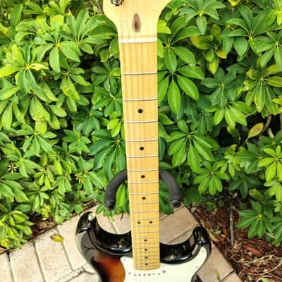 Fender American Special Strat Stratocaster 2-Tone Sunburst *UNPLAYED* 2011 image 4