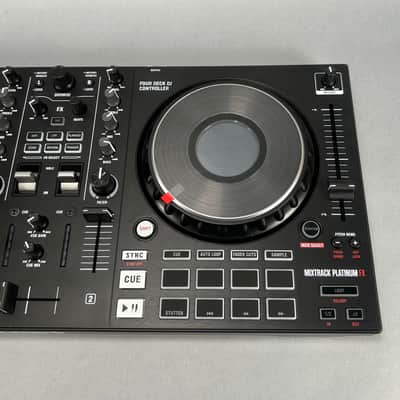 Numark Mixtrack Platinum FX DJ Controller 2020 - Present - Black image 7