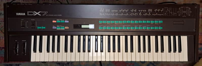 YAMAHA DX7 VINTAGE ELECTRONIC KEYBOARD W/BAG MUSIC REST FOOT PEDAL CARTRIDGE + CUSTOM SOUNDS image 1