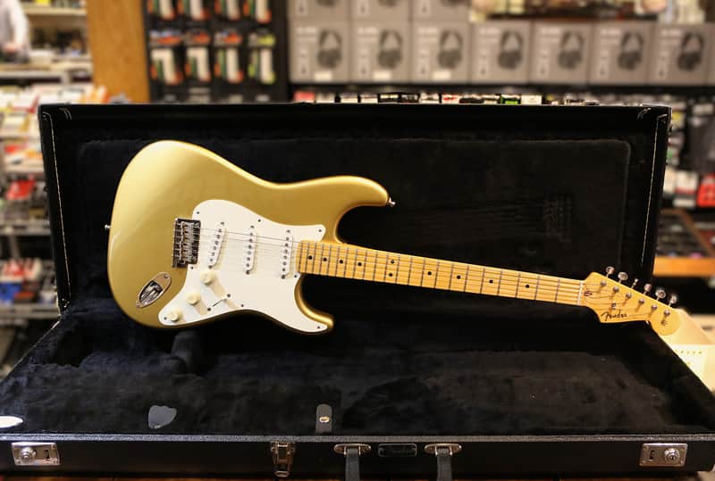 Fender Lincoln Brewster Stratocaster 2019 - Present - Aztec Gold image 1