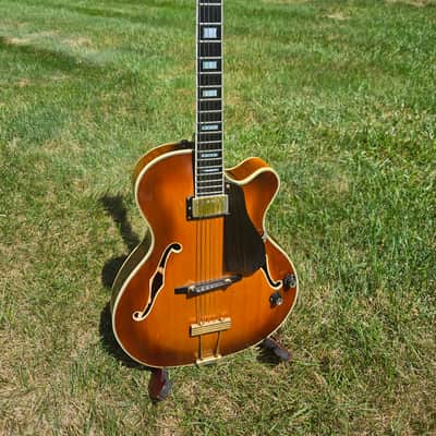 🎶  FOR SALE: RARE 1975 CARL BARNEY HAND-CARVED 17" ARCHTOP 🎶 image 1