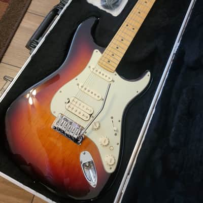 Fender Stratocaster Deluxe 2011 - Sunburst image 2