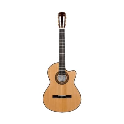 Alvarez Yairi CYM75CE Masterworks Series Classical Acoustic-Electric Guitar W/Case - Natural image 2
