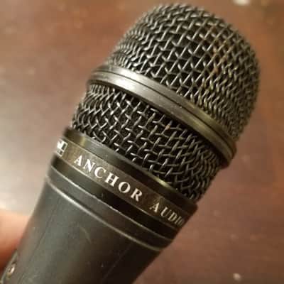 Anchor Audio MIC-90P Dynamic Cardioid XLR mic - black image 5