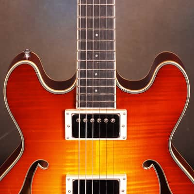 Eastman T184MX Goldburst Semi-hollow guitar Brand New image 3