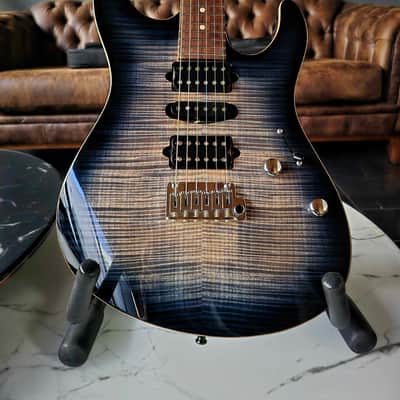 Suhr Modern Plus - Faded Trans Whale Blue Burst image 5