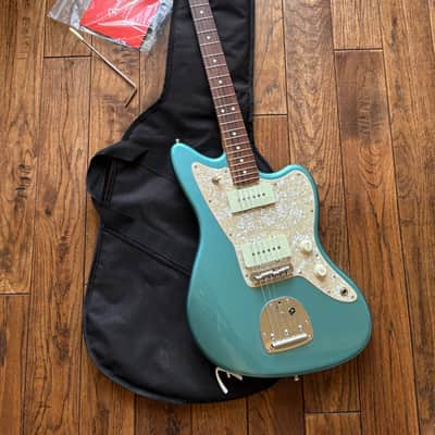 2025 Fender Hybrid II Jazzmaster Electric Guitar Teal Green Metallic FSR Collection MIJ Japan image 17