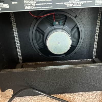 Fender Champion 20 20-Watt 1x8" Guitar Practice Amp 2013 - 2024 - Black image 3