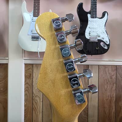 Fender Standard Stratocaster (2-Knob) with Maple Fretboard 1983 - 1984 - Black image 9