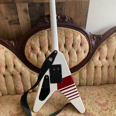 Firefly Buckethead KFC Flying V 2024-2025 - Glossy white image 2
