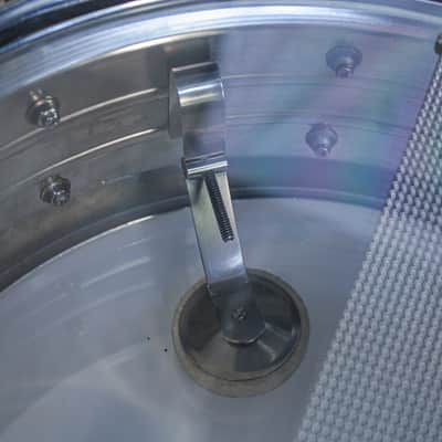 Pearl 80s Chrome Over Steel 10 Lug Snare Drum image 13