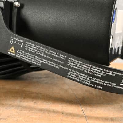 ETC Desire D60 Studio HD LED Par Wash Light CG01SM4 image 4