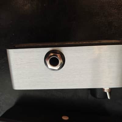 Mooer Baby Bomb 30 Digital Micro Power Amp 2010s - Red image 4