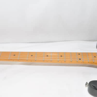 Fender Japan - Stratocaster L serial number Electric Guitar Ref No 6781 image 9
