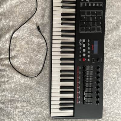 Akai MPK261 Professional - used once (like brand new)
