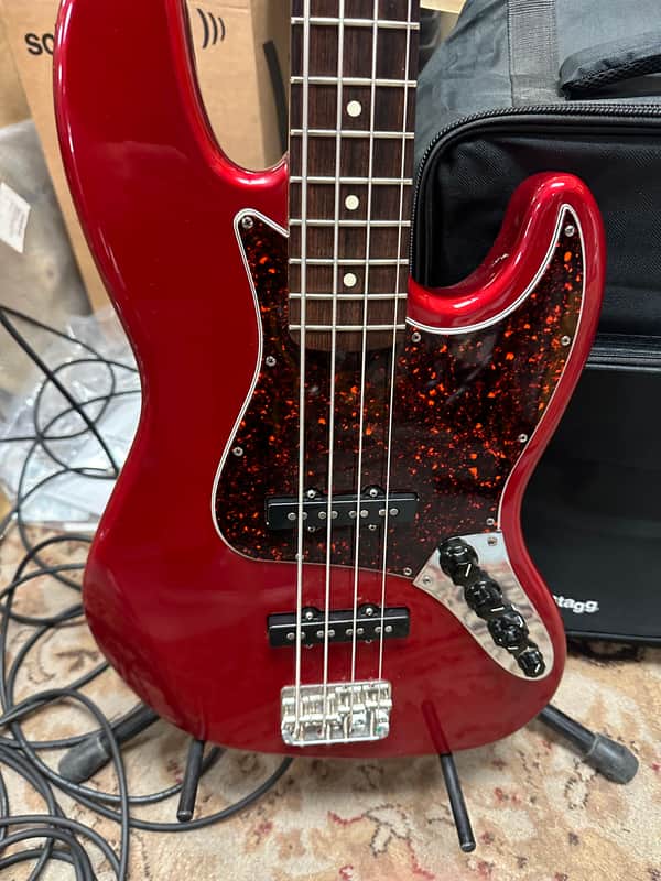 Fender Jazz Bass Deluxe Series 2003 - Candy Apple Red image 1