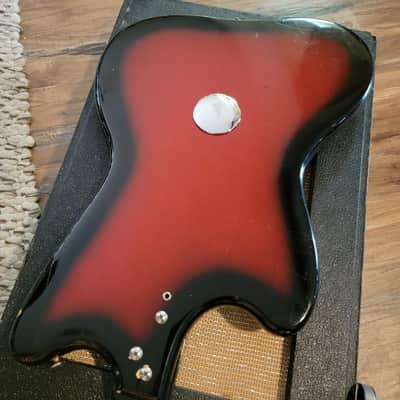 Silvertone 1452 Hornet Electric Guitar Amp In Case 1967 Red Burst All Original Great Condition image 23