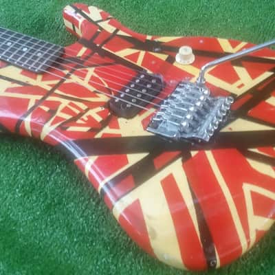 Kramer Vintage 80s EVH Baretta Model Floyd Rose 22 Frets 25.5" Scale Custom Paint 1980s Non Factory But Very Accurate Semi Pro Custom EVH Graphics image 10