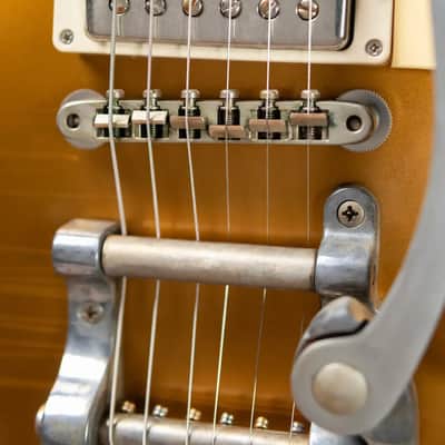 Gibson Custom Shop 1957 Les Paul Standard Murphy Lab Ultra Light Aged Electric Guitar with Bigsby - All Double Gold with Hardshell Case image 14