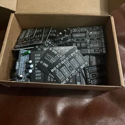 Pedal PCB Circuit boards in bulk! Lot of 76 circuits 2022 image 1