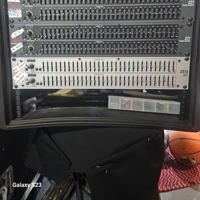dbx 231s Dual Channel 31-Band EQ 2010s - Silver image 2