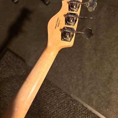 G&L ASAT Bass 2022-2024 - Purple image 6