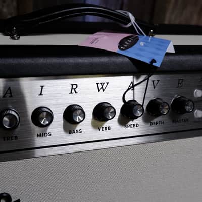 Supro 1825R Airwave 25-Watt 1x12" Guitar Combo 2025 - Present - Black image 4