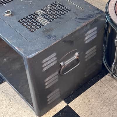 Mid-century 6 space 19” rack case Circa 1960s image 4