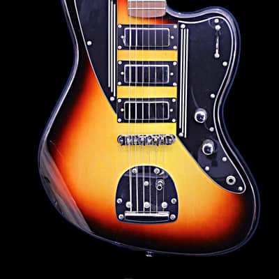 Wolf Guitars Australia Jetmaster - 3 Tone Sunburst image 3