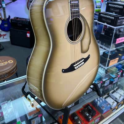 Fender Limited Edition California Vintage Palomino with Case, Antigua Pickguard, Antigua image 9