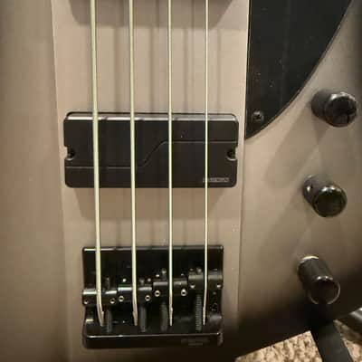ESP LTD Phoenix-1004 2026 - Silver Sunburst Satin image 5