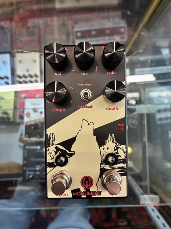 Walrus Audio Monument