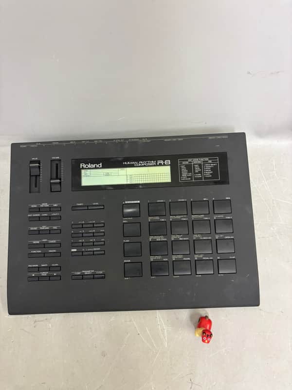 【レア品】RolandヒューマンリズムコンポーザーR-8 動作問題なし c35fc15c-6057-4d32-a4f9-