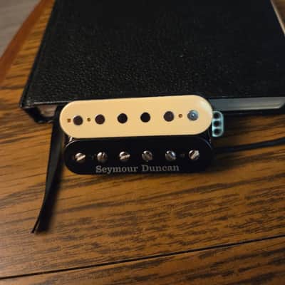 Seymour Duncan TB-14 Custom 5 Bridge Trembucker 2025 - Reverse Zebra image 1