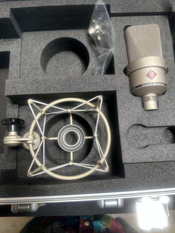 Neumann TLM 103 75th Anniversary Package with EA1 Shockmount 2010s - Silver image 1