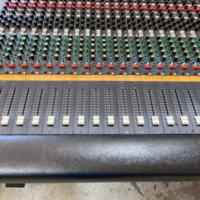 Trident Series 80C Console image 7