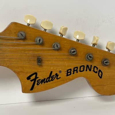 Fender Bronco 1976 - Dakota Red - with original case! image 4