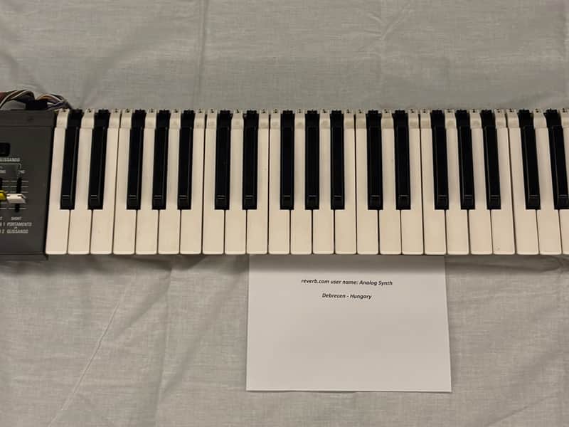 Yamaha CS-50 synth keyboard key image 1