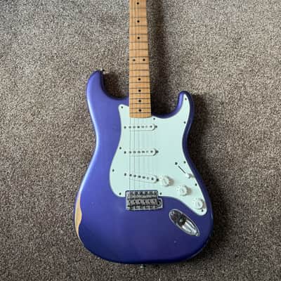 Fender Vintera Road Worn Mischief Maker Stratocaster 2021 - Metallic Purple image 3