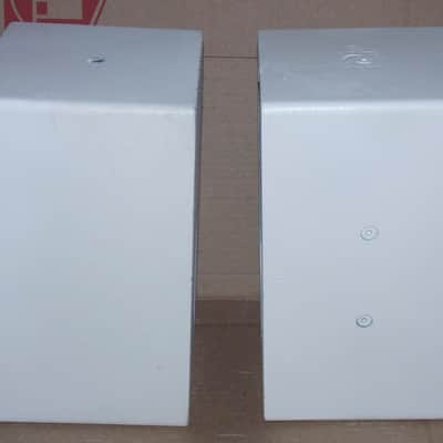 (SET OF 2) EAW Eastern Acoustic Works UB12Se Speakers image 4